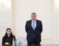 Ilham Aliyev meets Azerbaijani national women’s volleyball team (PHOTO)