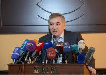 Ali Hasanov: Globalization process didn’t bypass sphere of state language use (PHOTO)