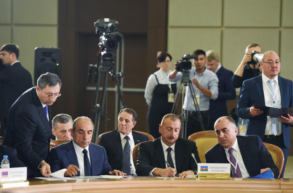 Ilham Aliyev takes part in CIS Heads of State Council's session in expanded format in Sochi (PHOTO)