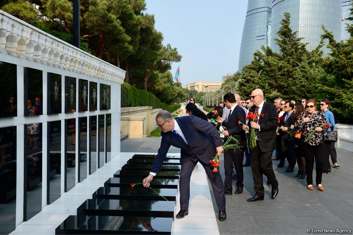 AZPROMO: Azerbaijan, Australia must improve trade ties (PHOTO)