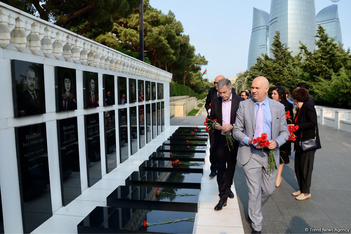 AZPROMO: Azerbaijan, Australia must improve trade ties (PHOTO)