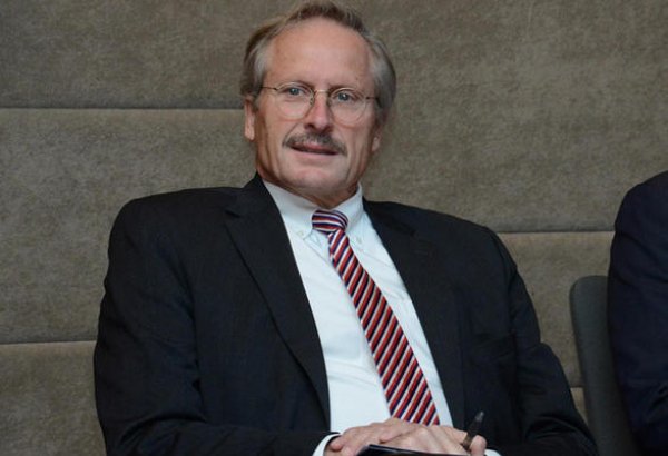 Global Baku Forum can help find ways forward in uneven COVID-19 vaccination issue - Former US Ambassador (Exclusive)