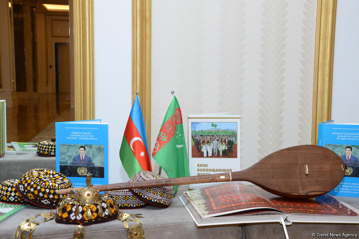 Strengthening relations with Azerbaijan important direction of Turkmenistan's foreign policy: ambassador (PHOTO)