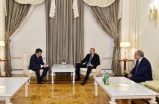 President Aliyev receives Uzbek deputy PM (PHOTO)