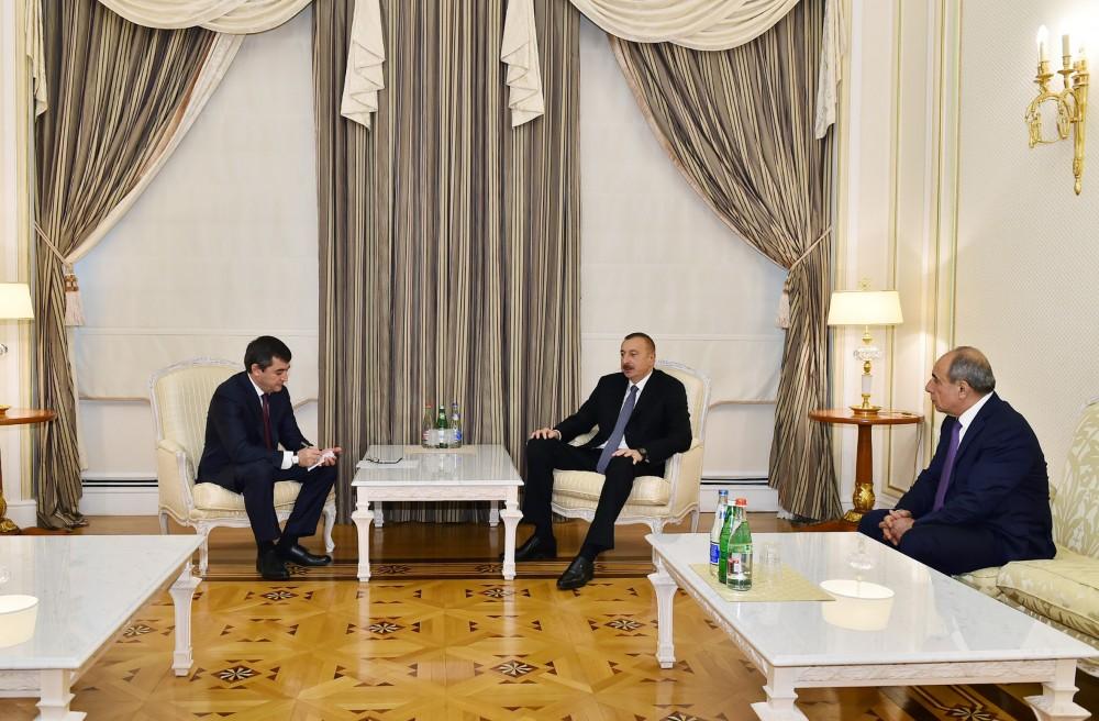 President Aliyev receives Uzbek deputy PM (PHOTO)