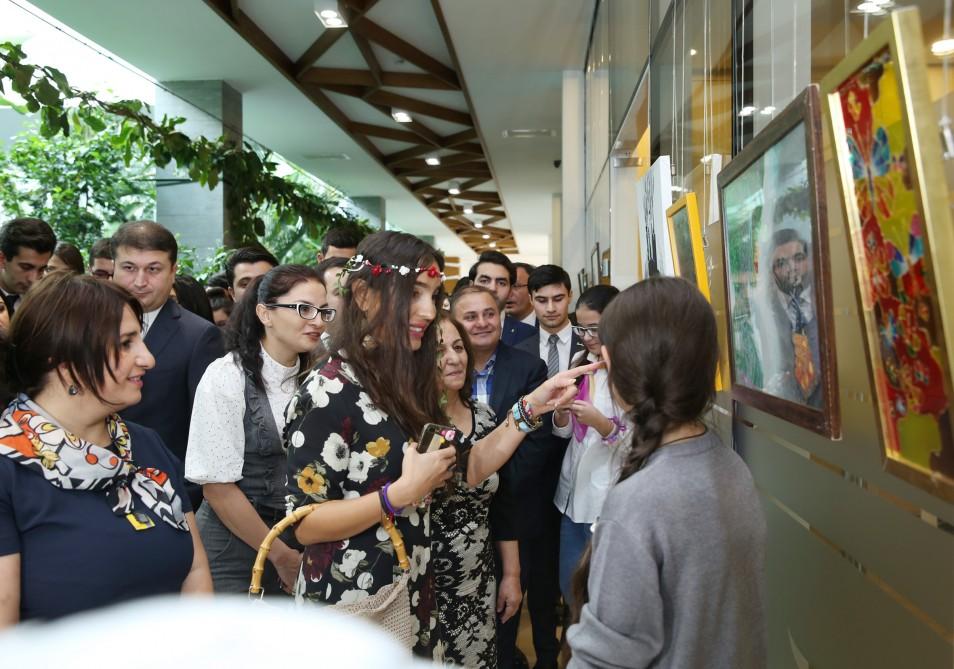 Heydar Aliyev Foundation VP Leyla Aliyeva attends opening of ecological problems exhibition (PHOTO)