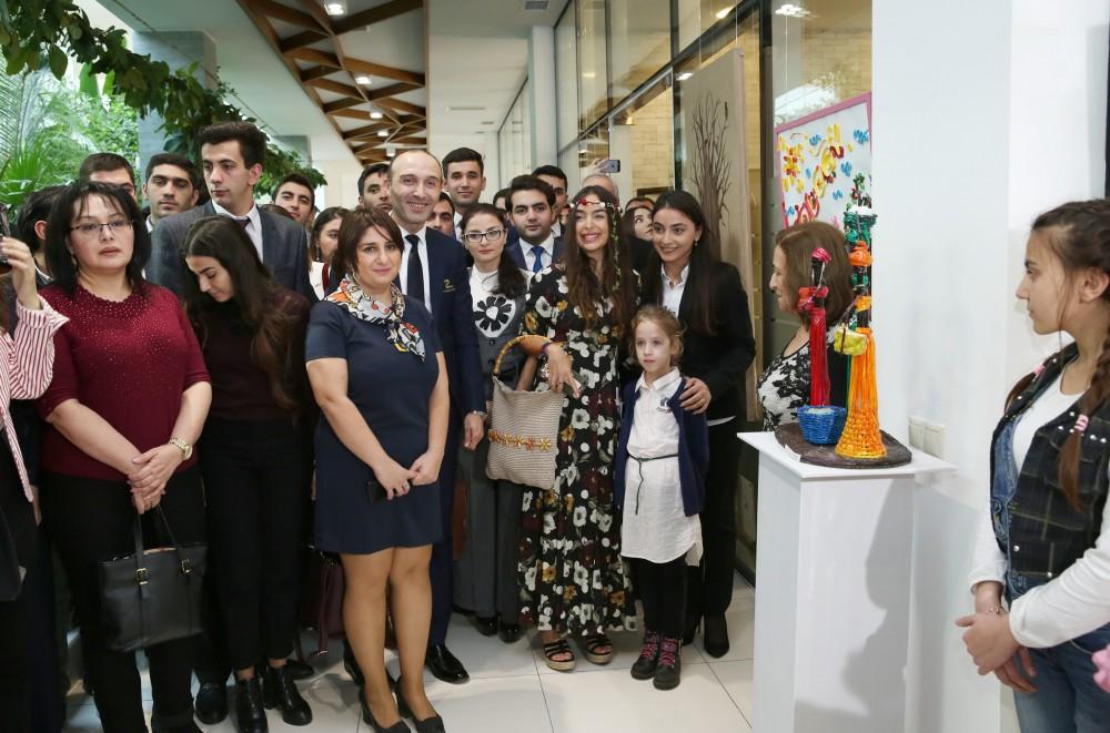 Heydar Aliyev Foundation VP Leyla Aliyeva attends opening of ecological problems exhibition (PHOTO)