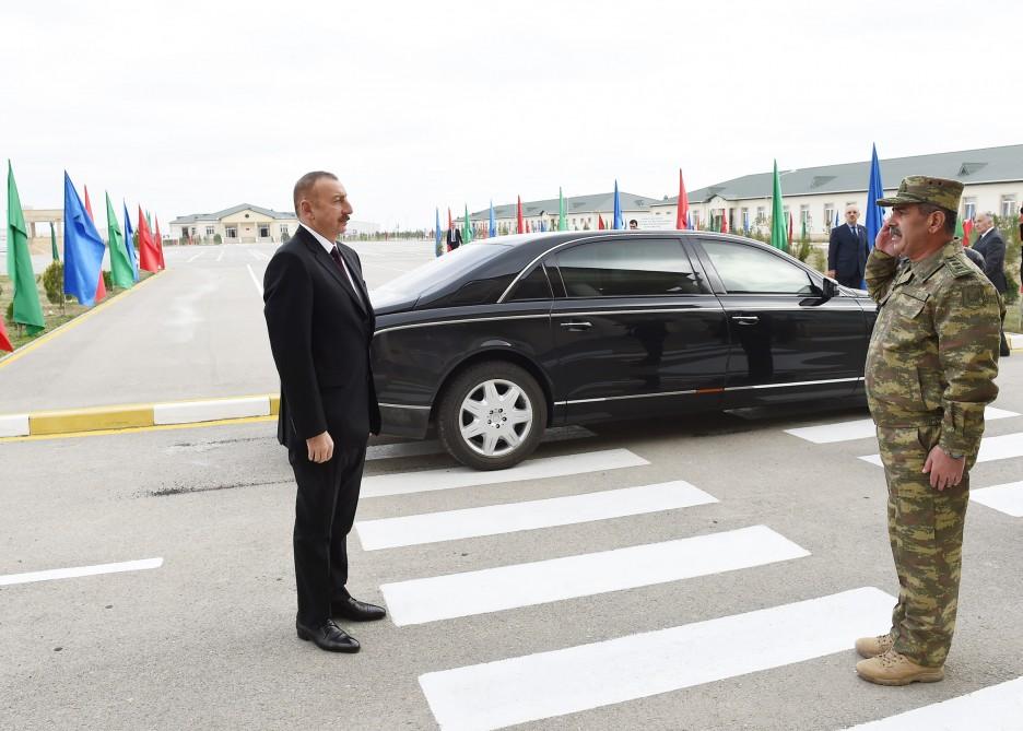 President Aliyev views conditions created at military unit in Aghjabadi (PHOTO)