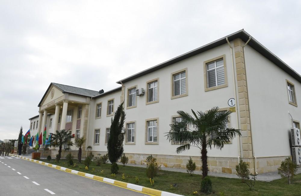 President Aliyev views conditions created at military unit in Aghjabadi (PHOTO)