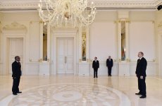 President Aliyev receives credentials of incoming Sudanese ambassador (PHOTO)