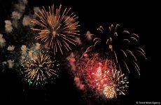 Baku meets 2018 with grandiose fireworks (PHOTO)