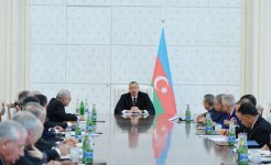 President Aliyev chairs Cabinet meeting on results of socioeconomic development of 2017, future goals (PHOTO)
