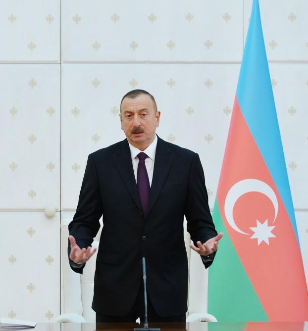 President Aliyev chairs Cabinet meeting on results of socioeconomic development of 2017, future goals (PHOTO)