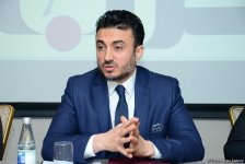 Azerbaijan signs deal to attract Arab investments, tourists (PHOTO)