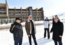 Ilham Aliyev views plans to develop Shahdagh tourism complex (PHOTO)