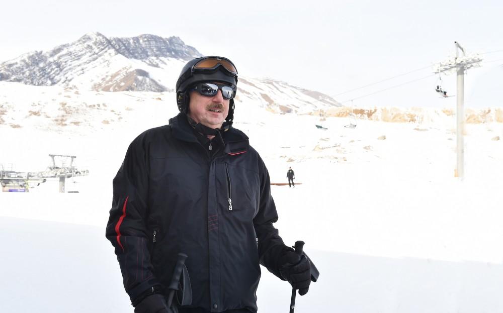 Ilham Aliyev views plans to develop Shahdagh tourism complex (PHOTO)