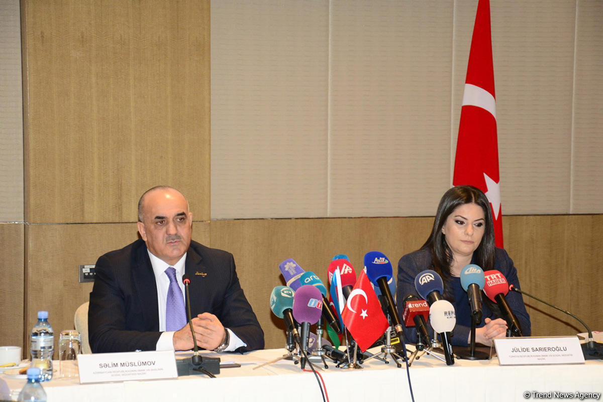 Protocol of Azerbaijan-Turkey permanent commission for labor & social protection signed (PHOTO)