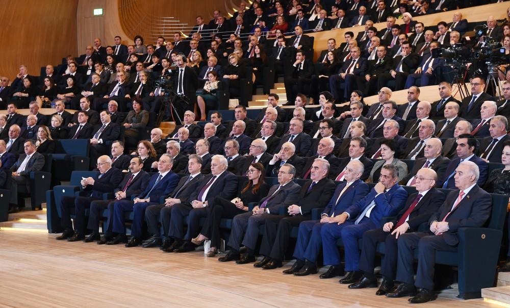 President Ilham Aliyev attends VI Congress of New Azerbaijan Party (PHOTO)