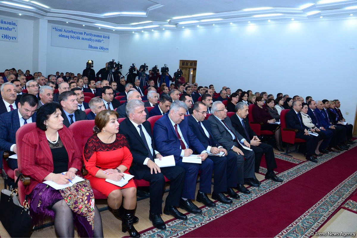 Official: People, by supporting Ilham Aliyev to vote for Azerbaijan's development in next 7 years (PHOTO) (UPDATE)