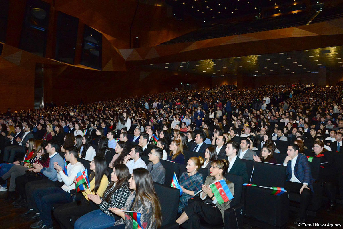 Youth, athletes support Ilham Aliyev's candidacy at upcoming presidential election (PHOTO)