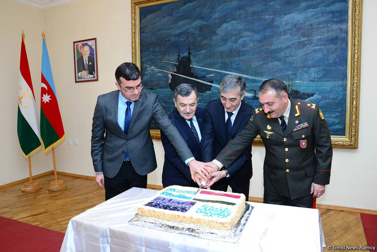 25th anniversary of Tajik Armed Forces’ creation celebrated in Azerbaijan (PHOTO)