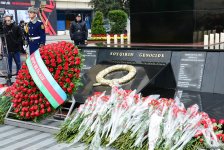 Azerbaijani public commemorates Khojaly genocide victims (PHOTO)