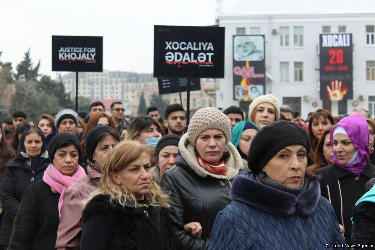 Azerbaijani public commemorates Khojaly genocide victims (PHOTO)