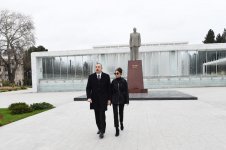 President Ilham Aliyev, First Lady Mehriban Aliyeva arrive in Mingachevir (PHOTO)