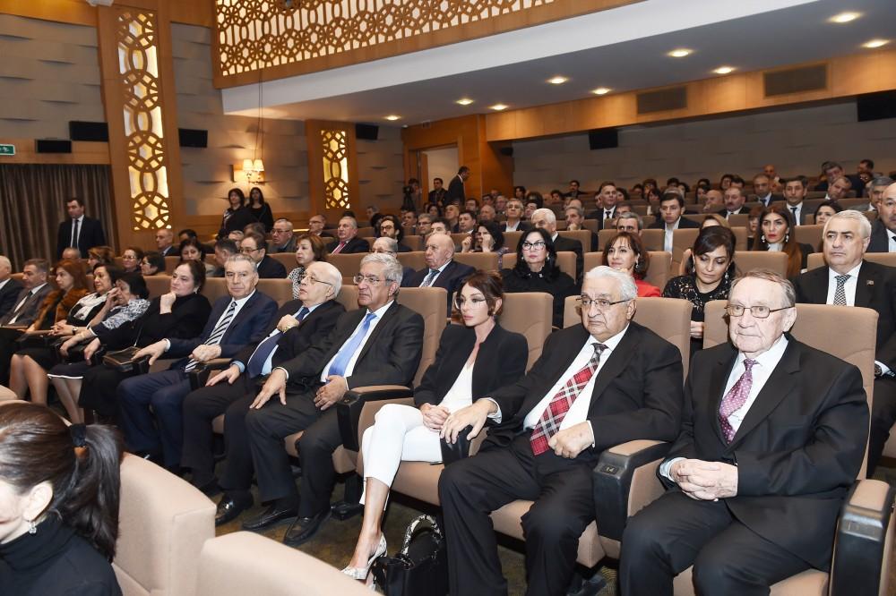 Azerbaijan’s First VP Mehriban Aliyeva attends presentation of "One Family" film (PHOTO)