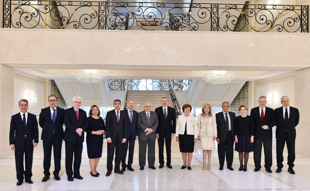 Ilham Aliyev receives co-chairs of Nizami Ganjavi International Center (PHOTO)