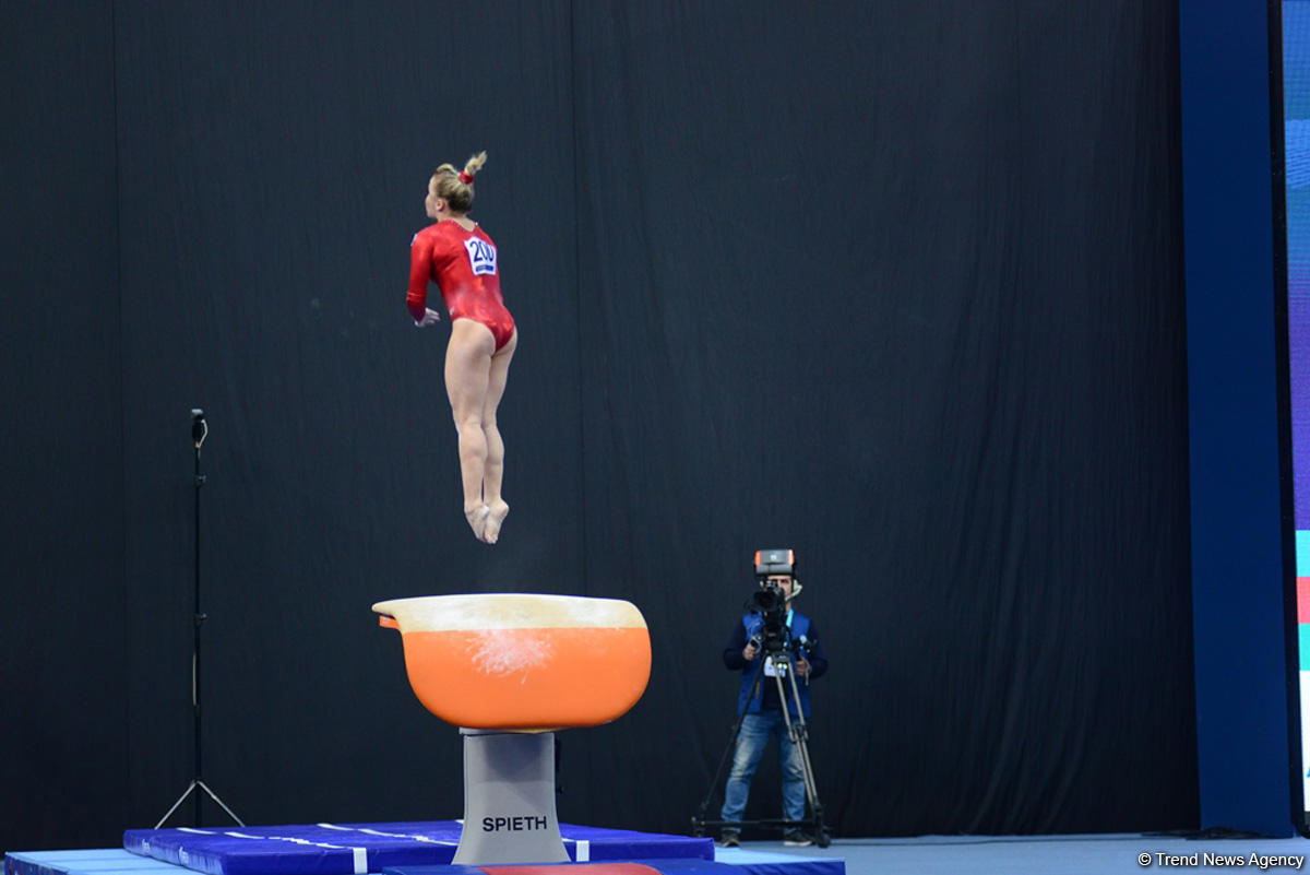 FIG Artistic Gymnastics World Cup opens in Baku (PHOTO)