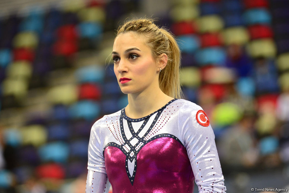 FIG Artistic Gymnastics World Cup opens in Baku (PHOTO)