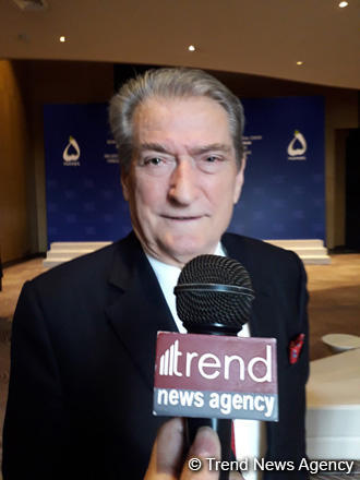 Ex-Albanian president: Baku forum is a very effective and important platform