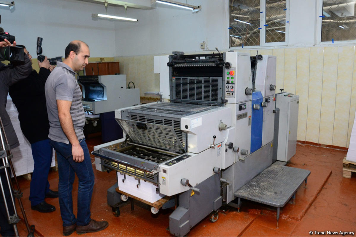 Azerbaijan begins printing ballots for presidential election (PHOTO)