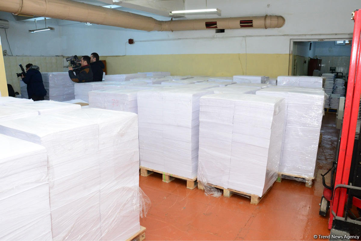 Azerbaijan begins printing ballots for presidential election (PHOTO)