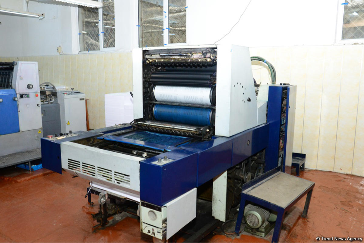 Azerbaijan begins printing ballots for presidential election (PHOTO)