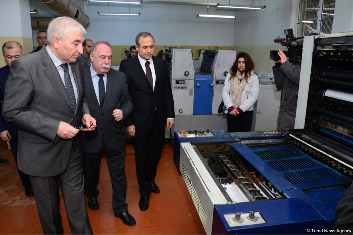 Azerbaijan begins printing ballots for presidential election (PHOTO)