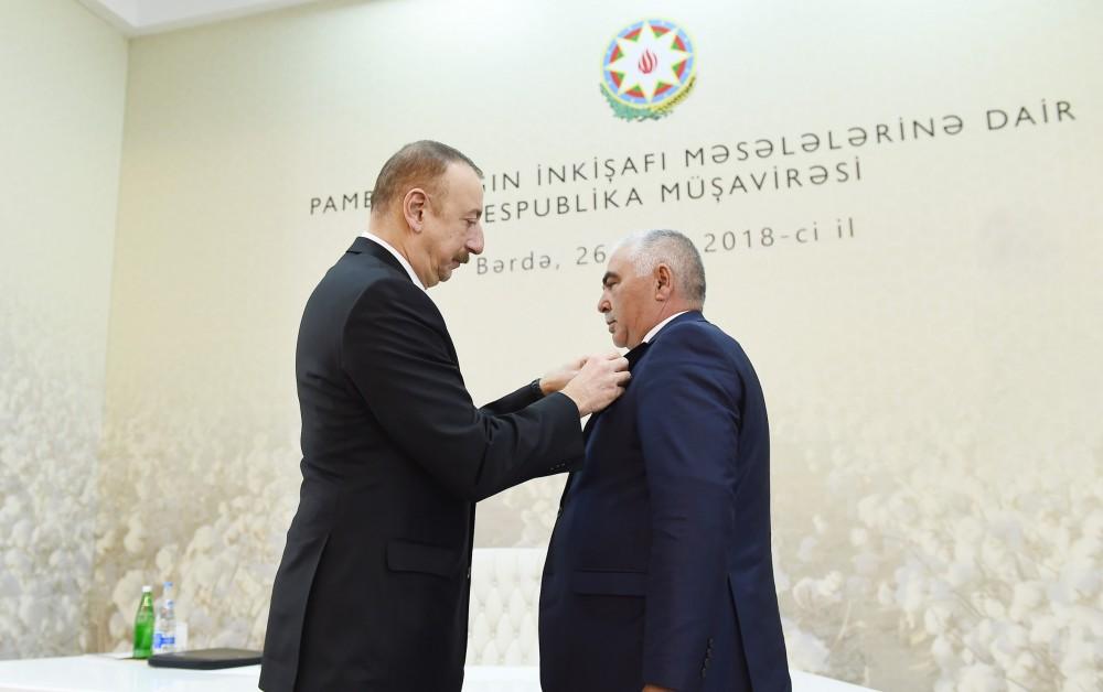 President Aliyev chairs cotton-growing conference in Barda (PHOTO)