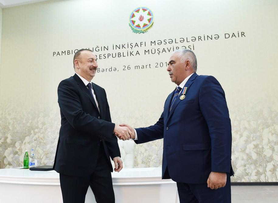 President Aliyev chairs cotton-growing conference in Barda (PHOTO)