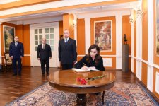 First VP Mehriban Aliyeva visits Russian embassy in Azerbaijan (PHOTO)