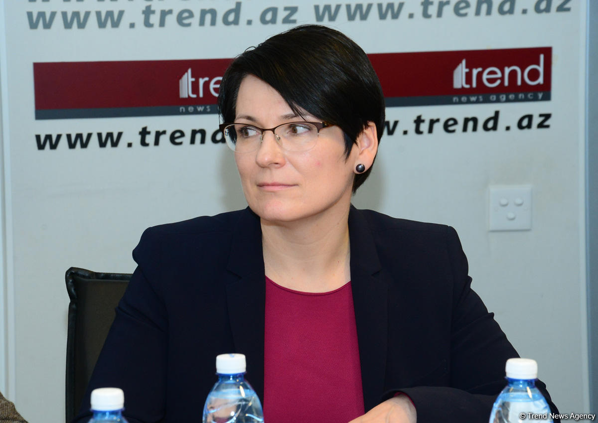Trend news agency holds meeting with foreign journalists covering presidential election in Azerbaijan (PHOTO)