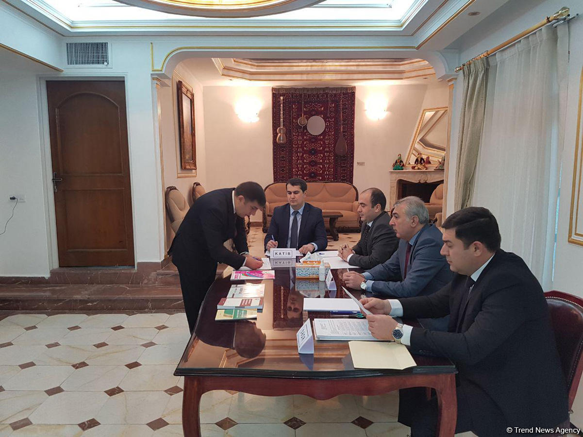 Voting begins on time at Azerbaijani embassy in Iran (PHOTO)