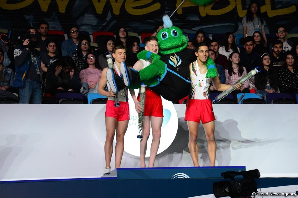 Awards presented to winners of second gymnastics semi-finals in Baku (PHOTO)