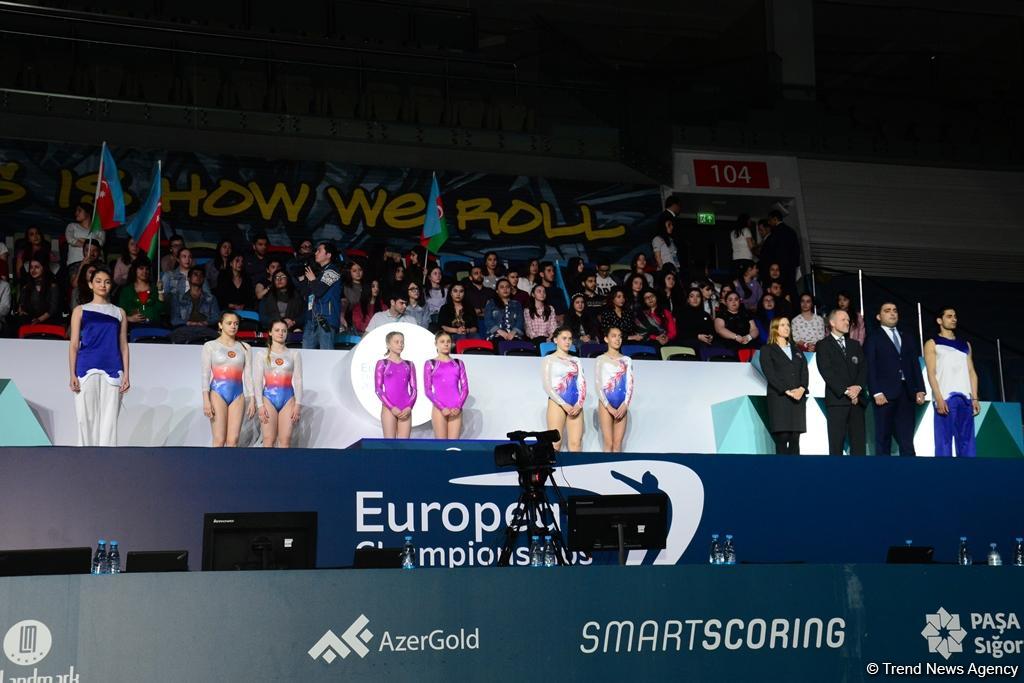 Awards presented to winners of second gymnastics semi-finals in Baku (PHOTO)