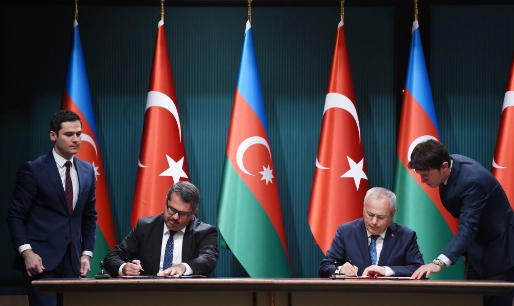 Azerbaijan, Turkey ink six documents (PHOTO)