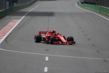 F1 first practice session kicks off in Baku (PHOTO)