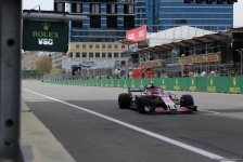 F1 first practice session kicks off in Baku (PHOTO)