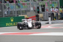 F1 first practice session kicks off in Baku (PHOTO)