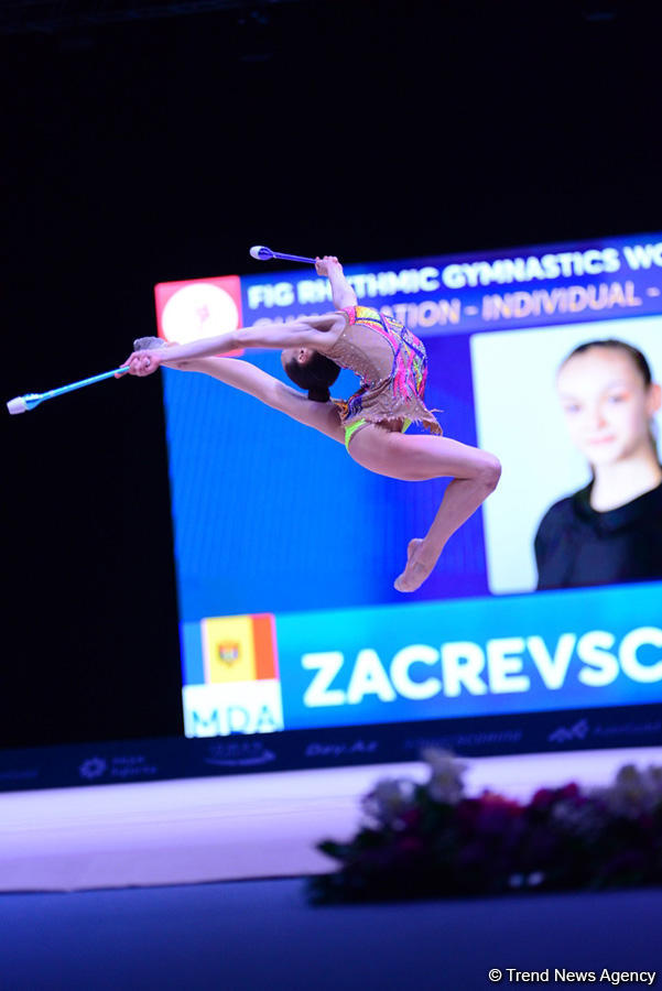 Best moments of FIG World Cup in Rhythmic Gymnastics (PHOTO)