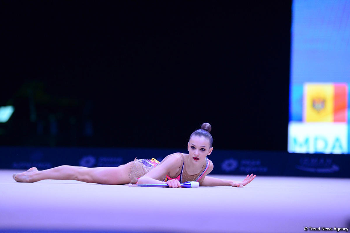 Best moments of FIG World Cup in Rhythmic Gymnastics (PHOTO)